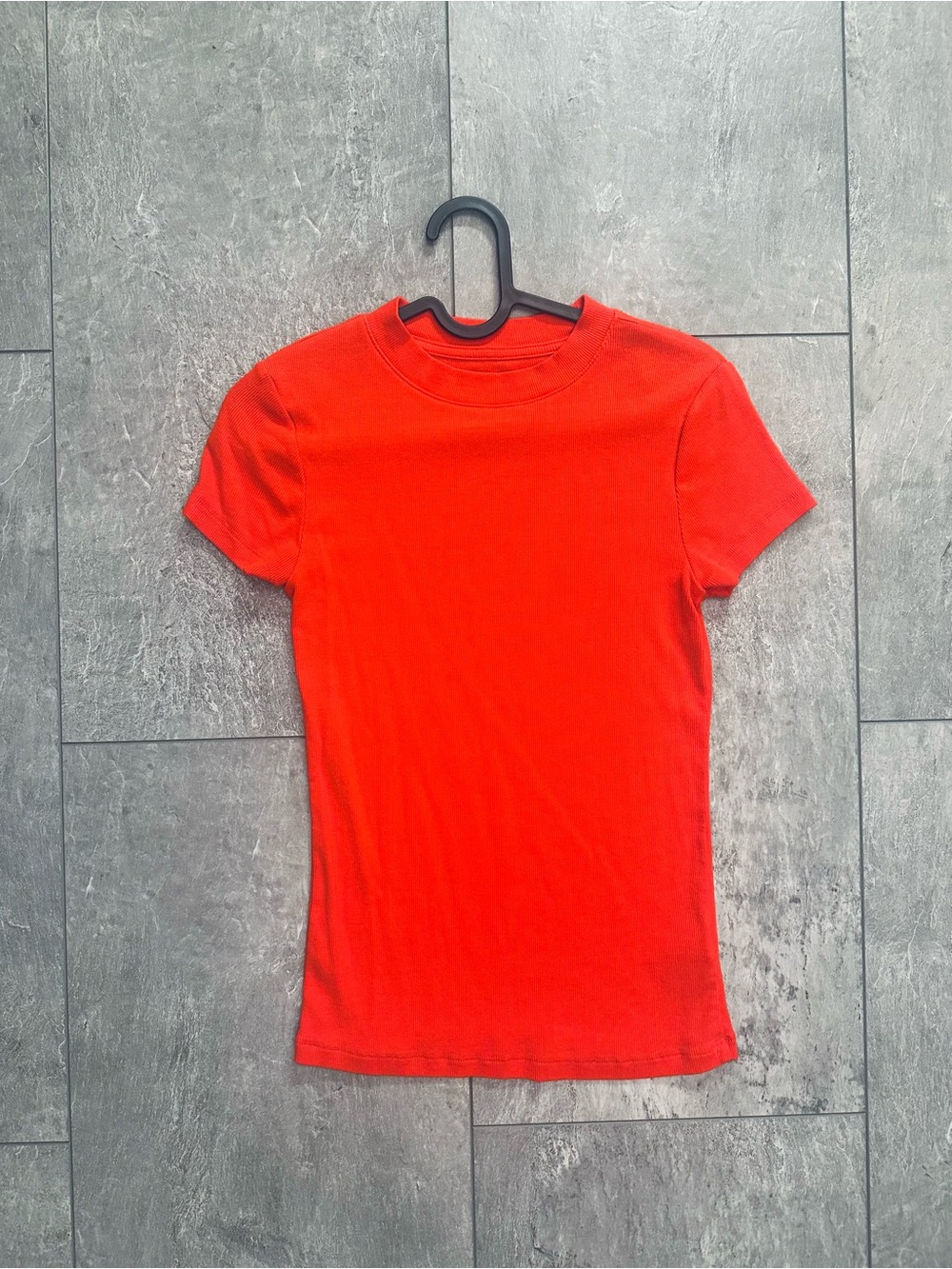 A New Day Bright Red Orange Ribbed T-shirt Size XS EUC